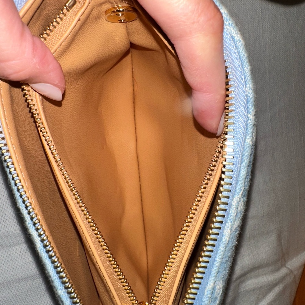 Authentic Louis Vuitton Blue Monogram Women's Bag - Picture 6 of 6